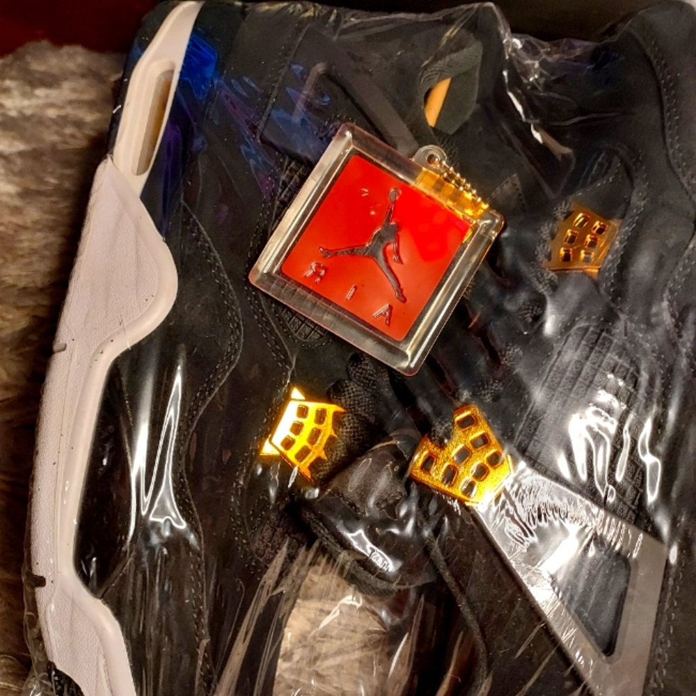 Air Jordan 4 retro Royalty